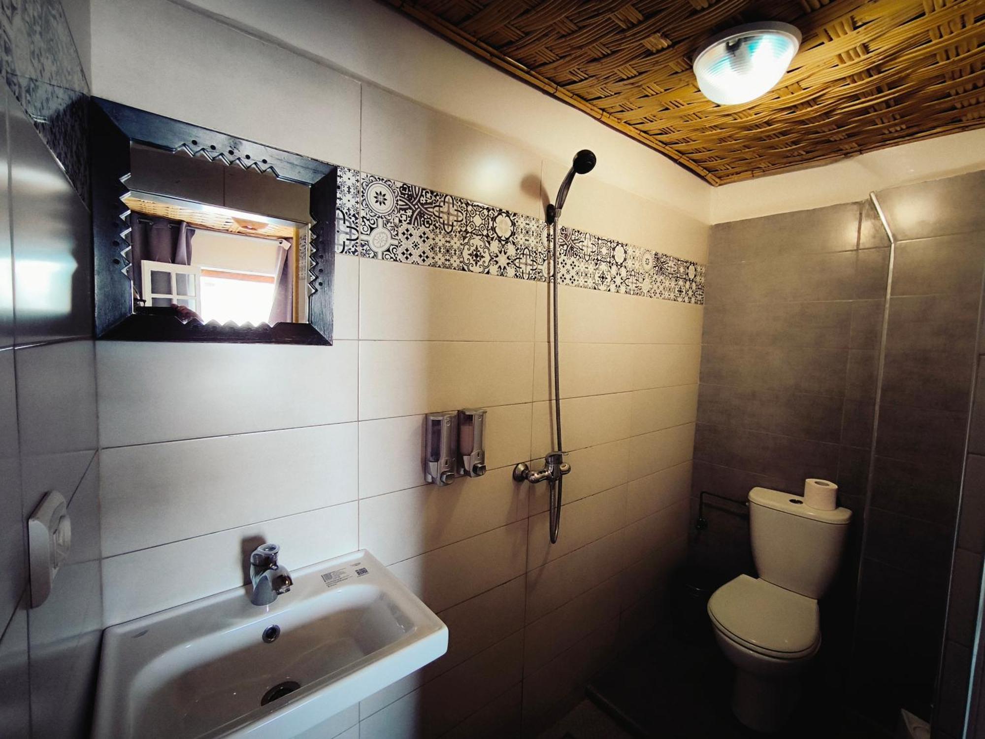 Bigblue Surf Hostel & Coworking Space - Taghazout (Adults Only) Azazoul Exteriér fotografie